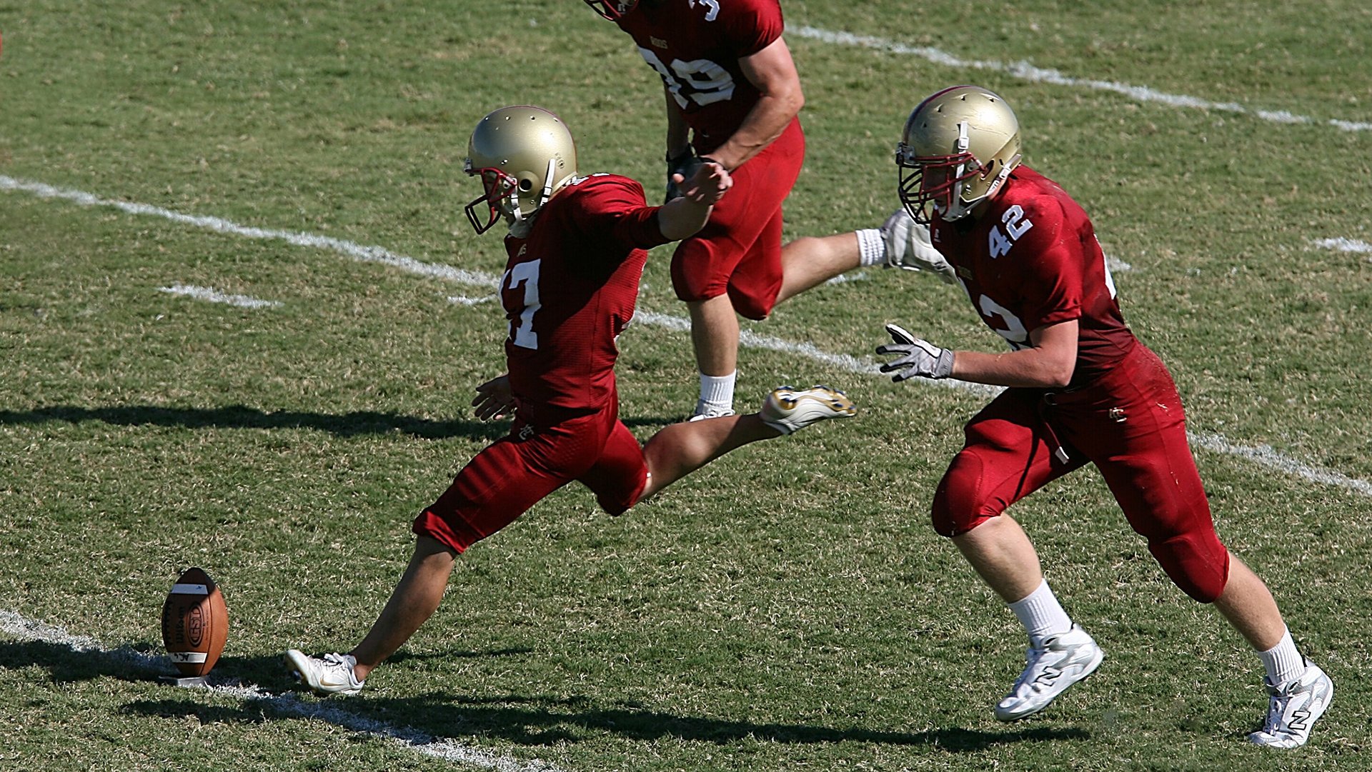 “英超豪强鏖战，争冠格局逐步明晰”，英超争冠形势